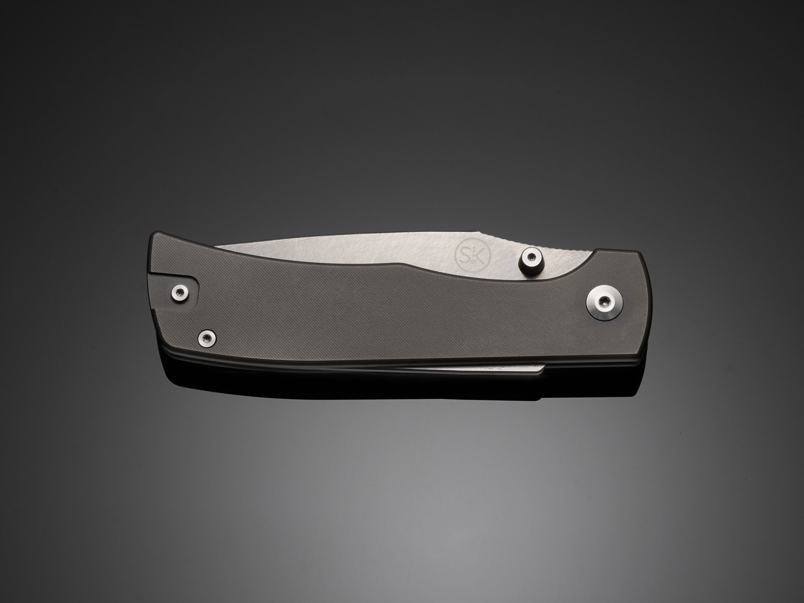 Sandrin Knives Monza Folding Knife Space Gray Titanium Handle Tungsten  Carbide Plain Edge